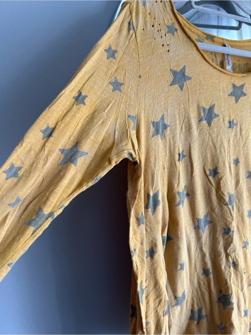 Magnolia Pearl Dylan Tee Los Angeles Yellow Galaxy Print OSFM - Picture 4 of 8